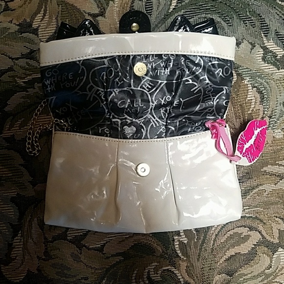 Purse - Picture 3 of 4