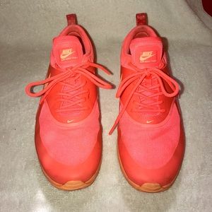 Woman's Nike Air Max Thea