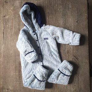 Patagonia baby Conejito Bunting - size 6 months