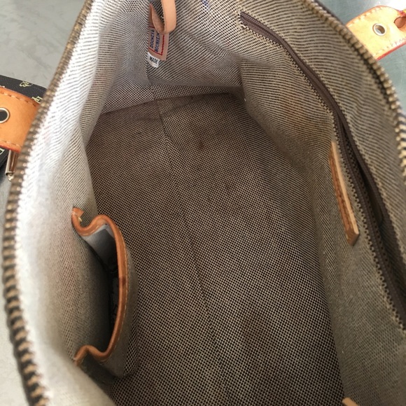 Dooney & Bourke/ Medium/Domed/ Signature/ Satchel - Picture 5 of 8