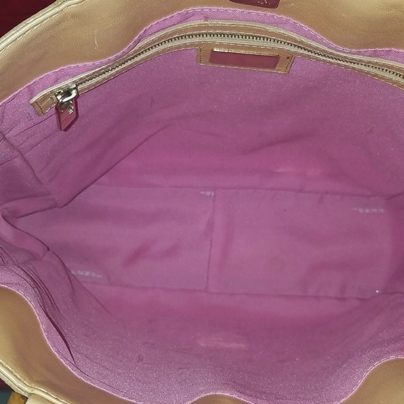 FENDI Studded Leather Tote*AMAZING*AUTHENTIC - Picture 5 of 8