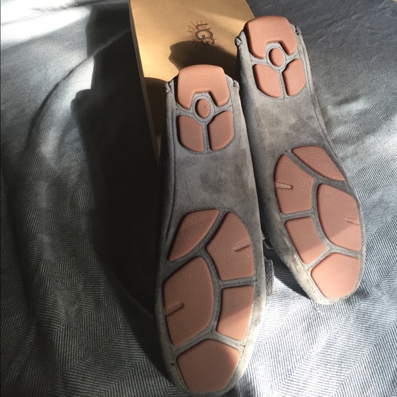 Ugg Suede Loafers size 7 - Picture 2 of 4