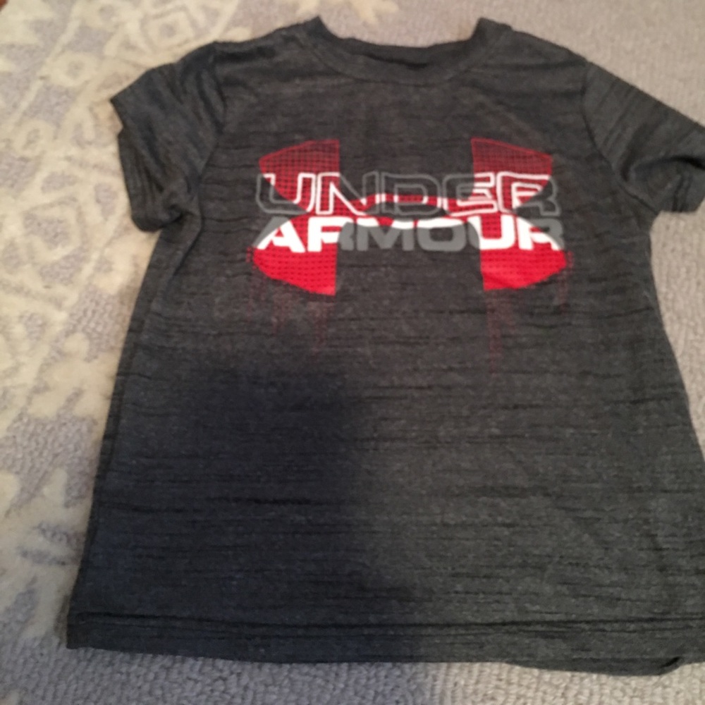 Under armor tee