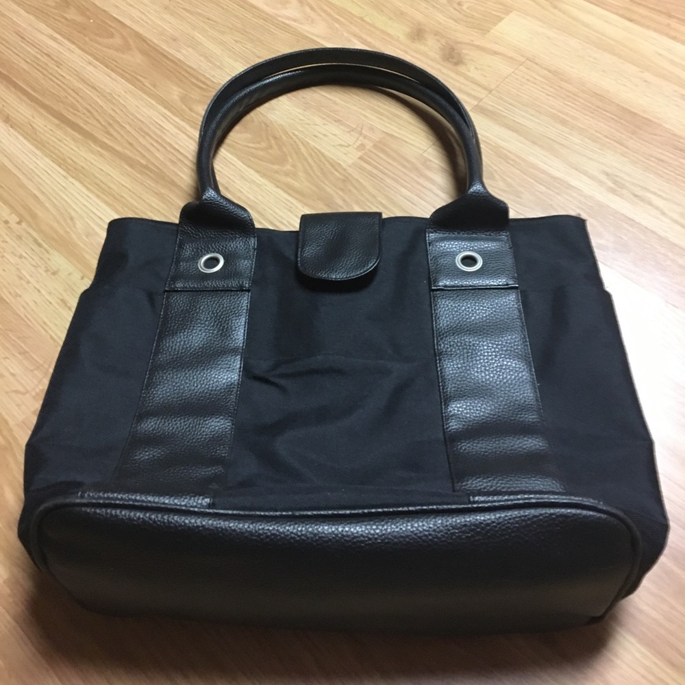 Woman’s shoulder bag