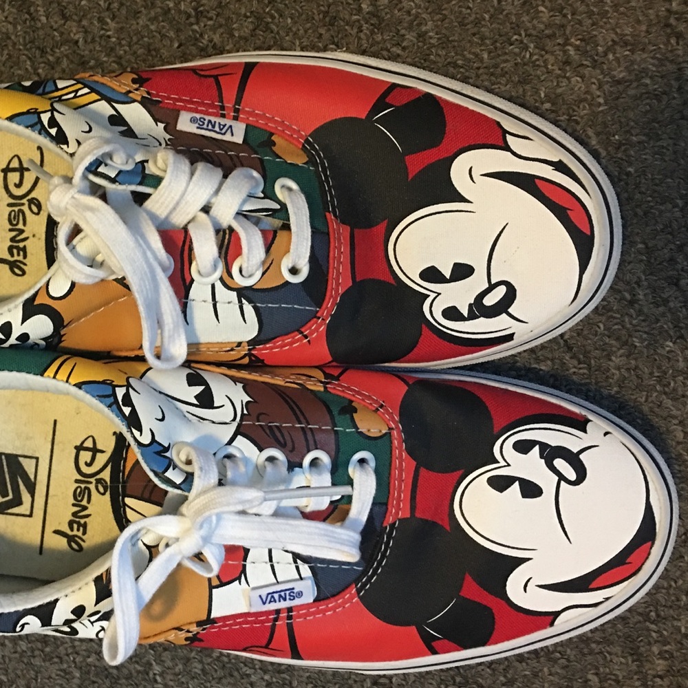 VANS - Disney LIMITED EDITION!!