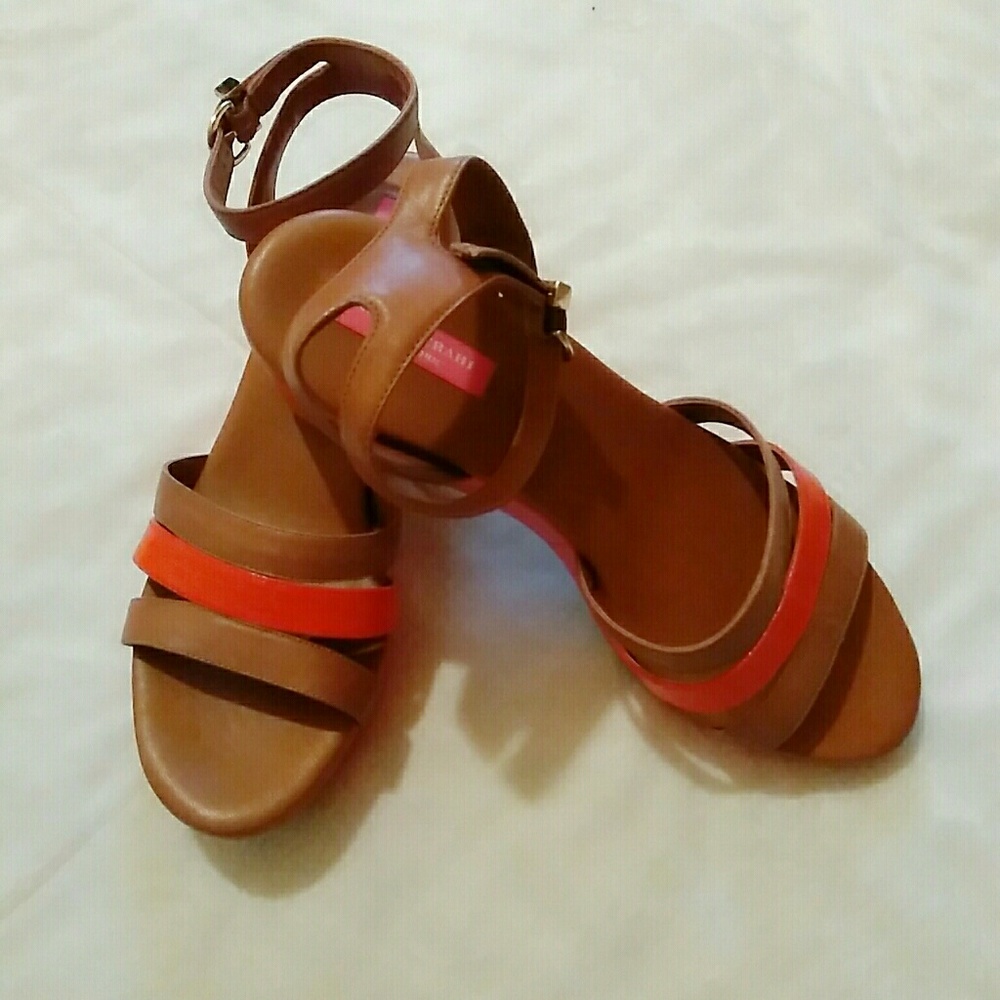 Isaac Mizrahi NY Brown Orange Wedges