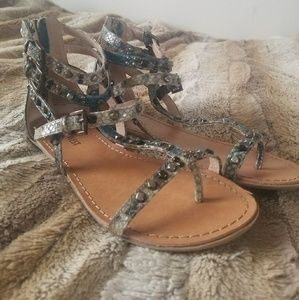 Nine west strappy sandals