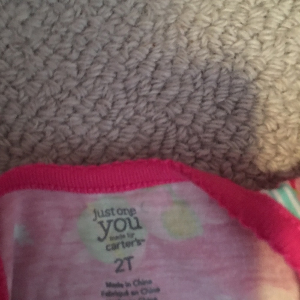 Carters pjs - Picture 3 of 3