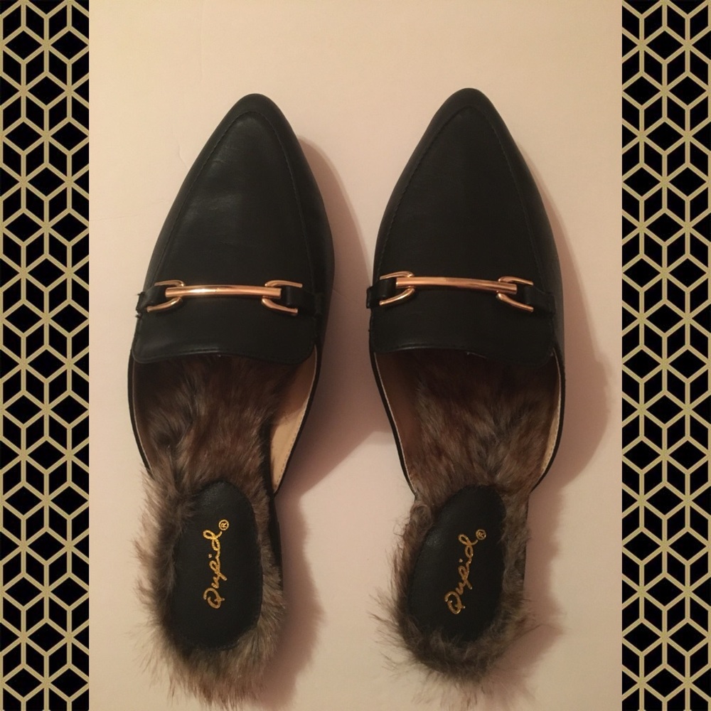 NWOT Qupid Faux Fur Loafer Mules
