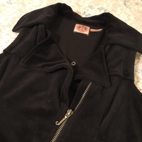 Juicy Couture Black Velour Zip Up Collared Vest - Picture 2 of 5