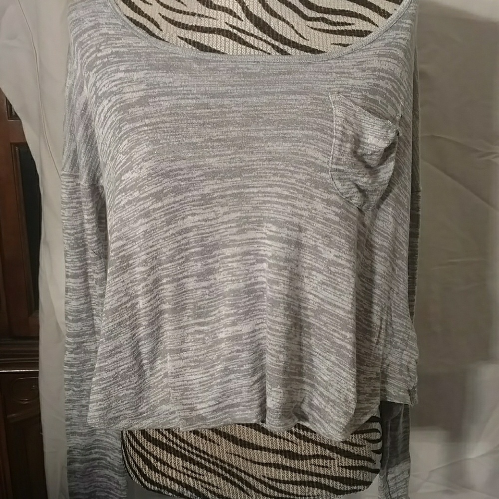 Hollister top