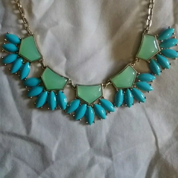 Blue statement necklace - Picture 2 of 4