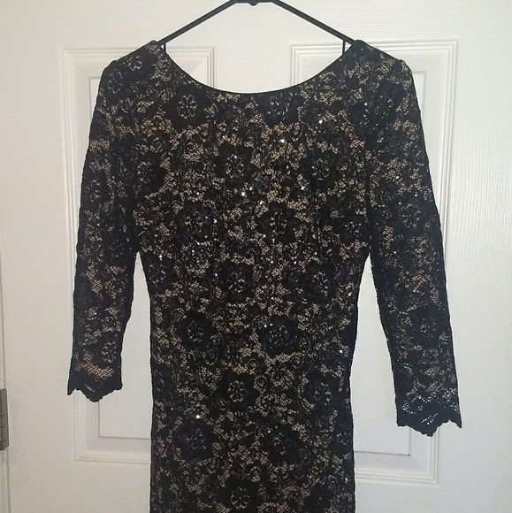 Beautiful black dress - Picture 1 of 4