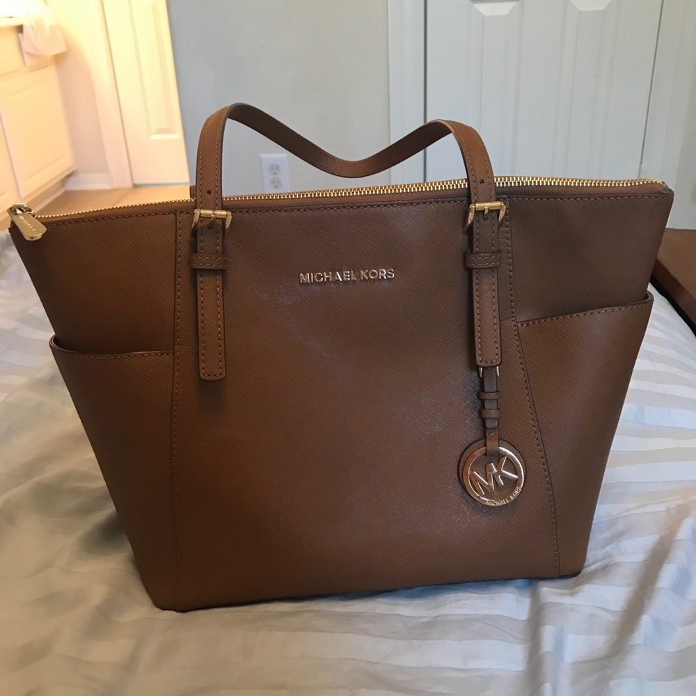 Michael kors purse