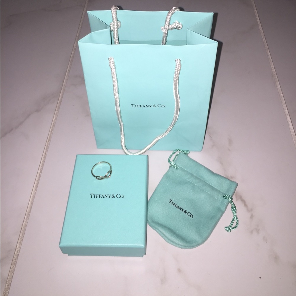 Tiffany & co. Infinity silver ring