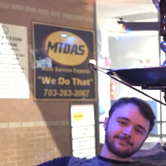 Meet your Posher, Corey - Picture 1 of 1