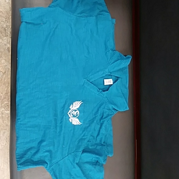 Shirt - Picture 1 of 1