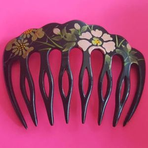 Vintage, hand-painted hair comb
