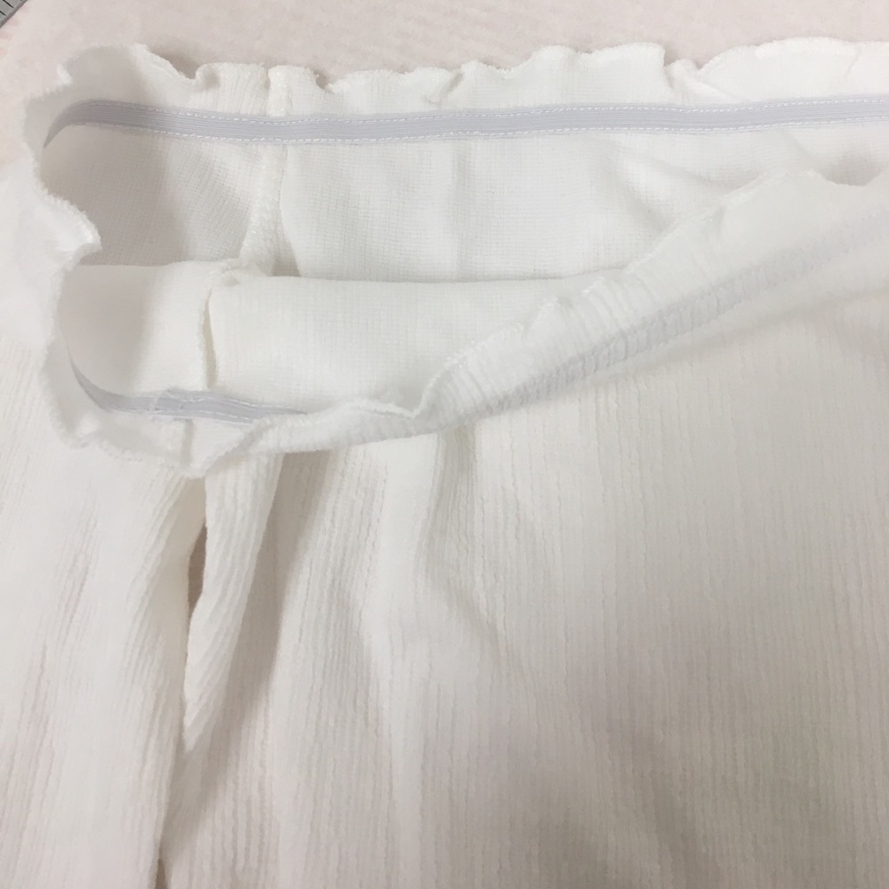 'Skyler' Strapless White Top - Picture 6 of 8