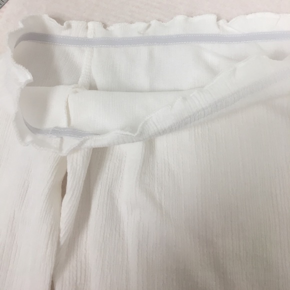 'Skyler' Strapless White Top - Picture 6 of 8