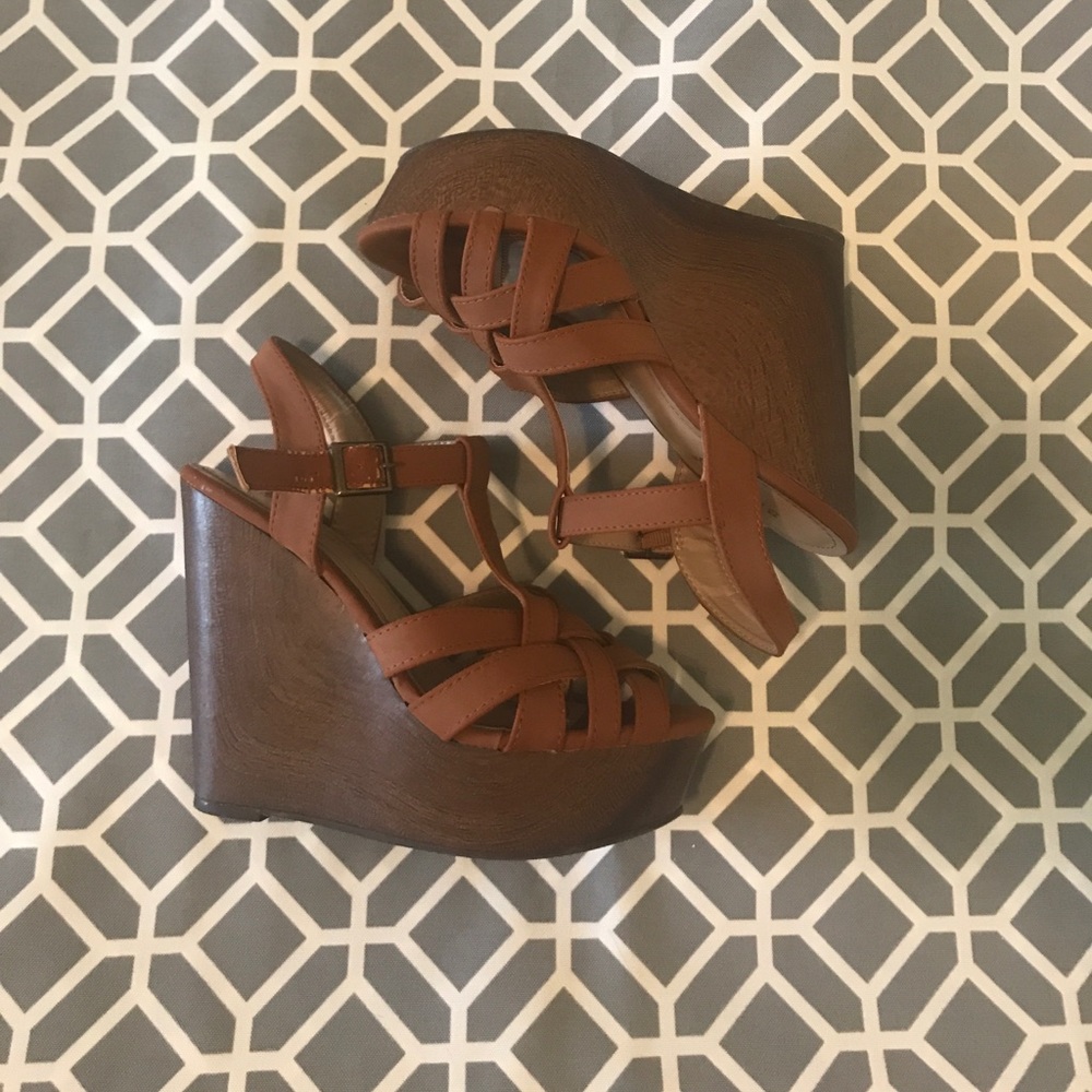 Bamboo wedge heels