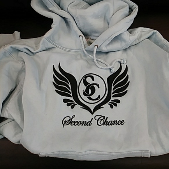 Hood - Picture 1 of 1