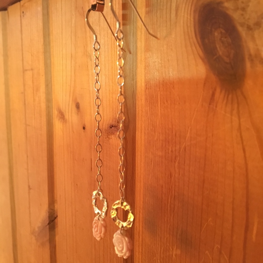 Handmade Flower Shell & Sterling Silver Dangles - Picture 4 of 5