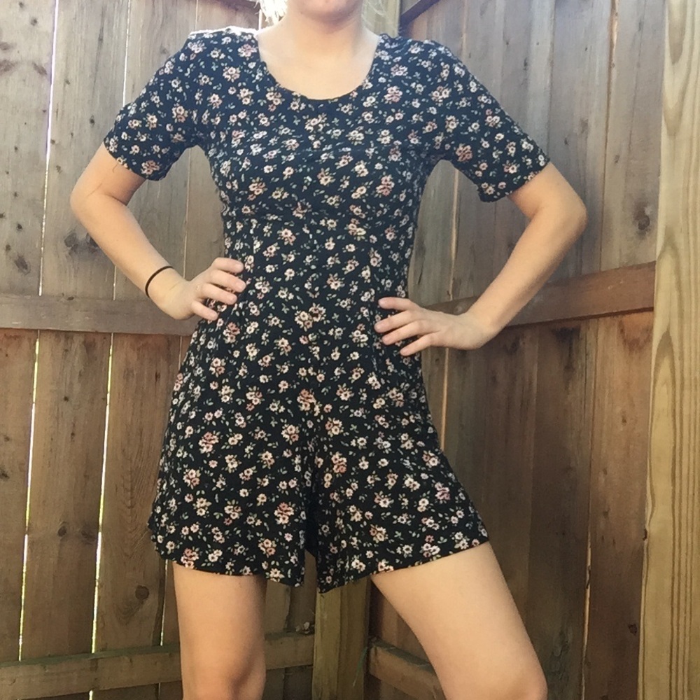 VINTAGE ROMPER