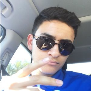 Meet your Posher, Ivan