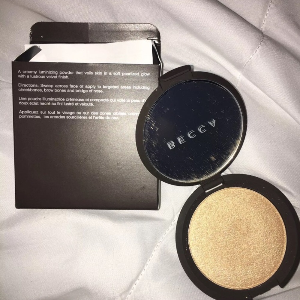 Becca highlighter