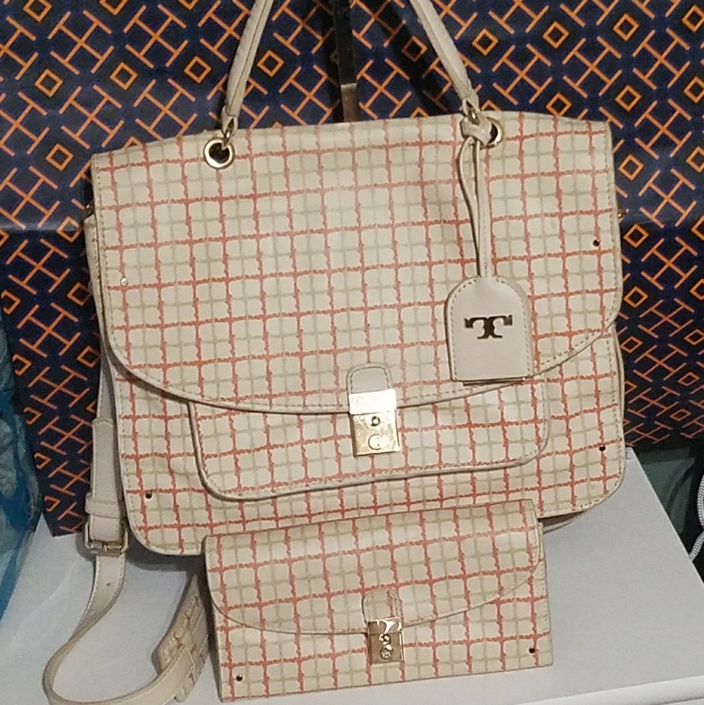 Tory Burch Wallet* Just showing matches Bag*