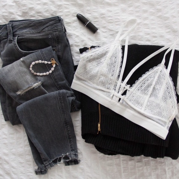 Coachella SEXY Lace Bralette - Boutique - Picture 2 of 8