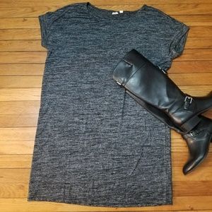GAP - Medium - comfy short sleeve dress