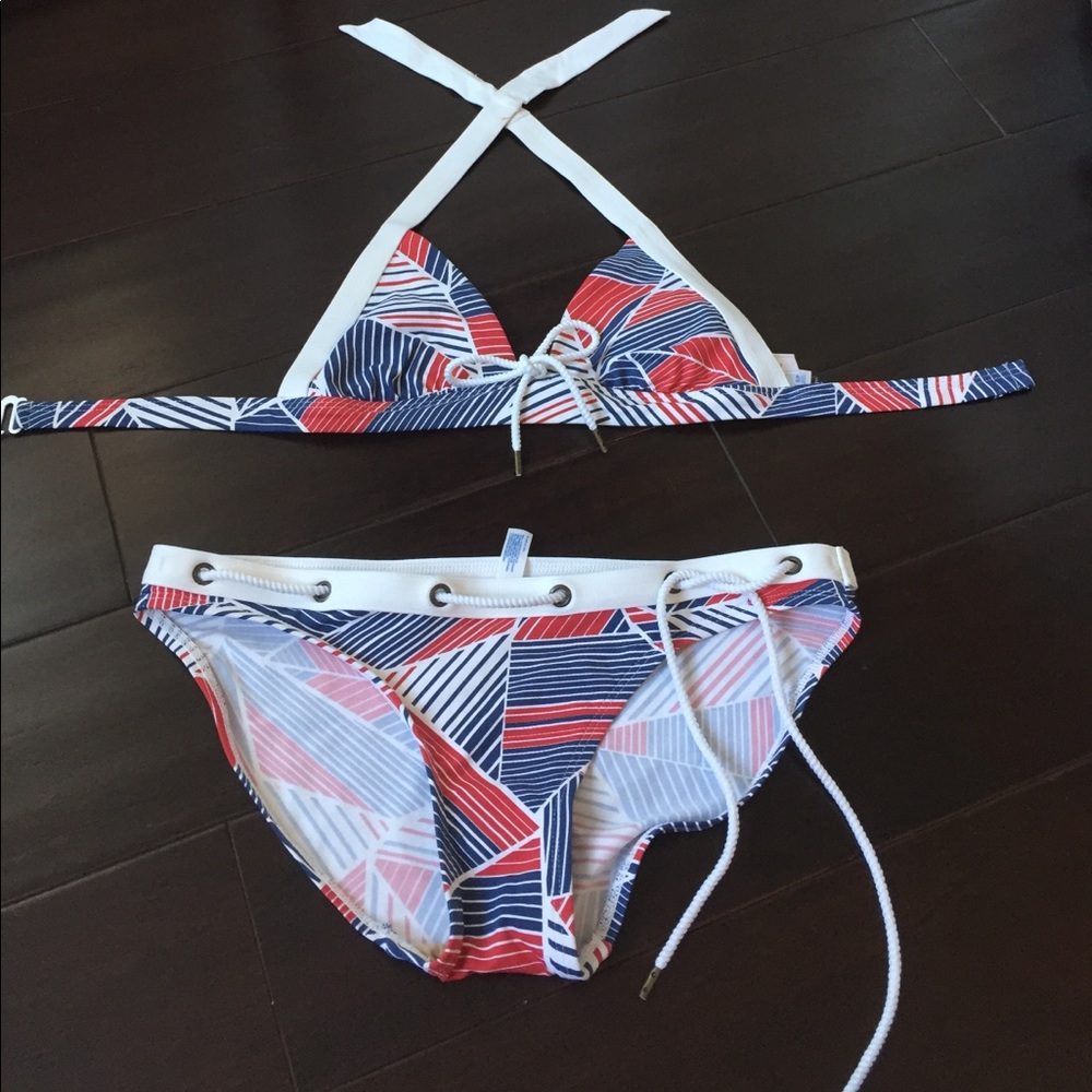 Gap bikini