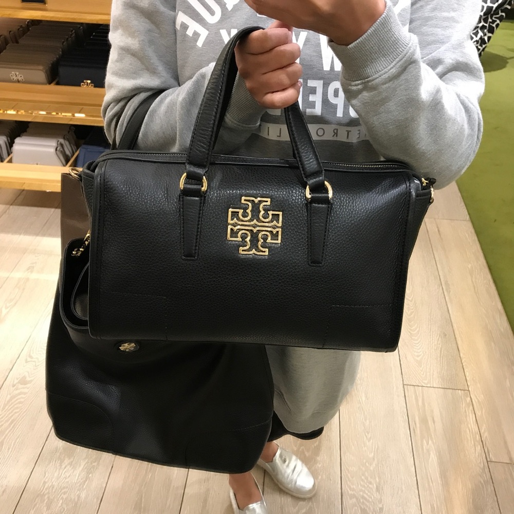 New Authentic Tory Burch Black Leather Satchel - Picture 2 of 6