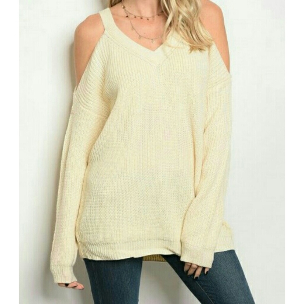 ❄Oversized Cold Shoulder Beige Sweater❄