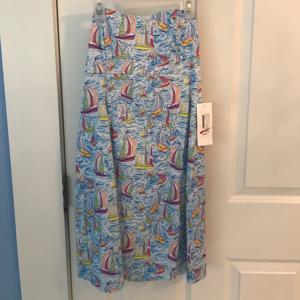 Printed strapless dress