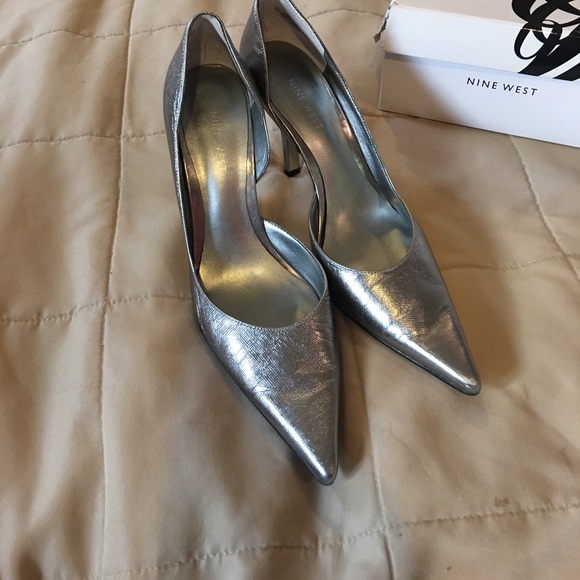 Nine West heals - Picture 3 of 4