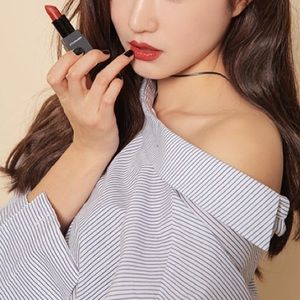 Meet your Posher, Wing yin