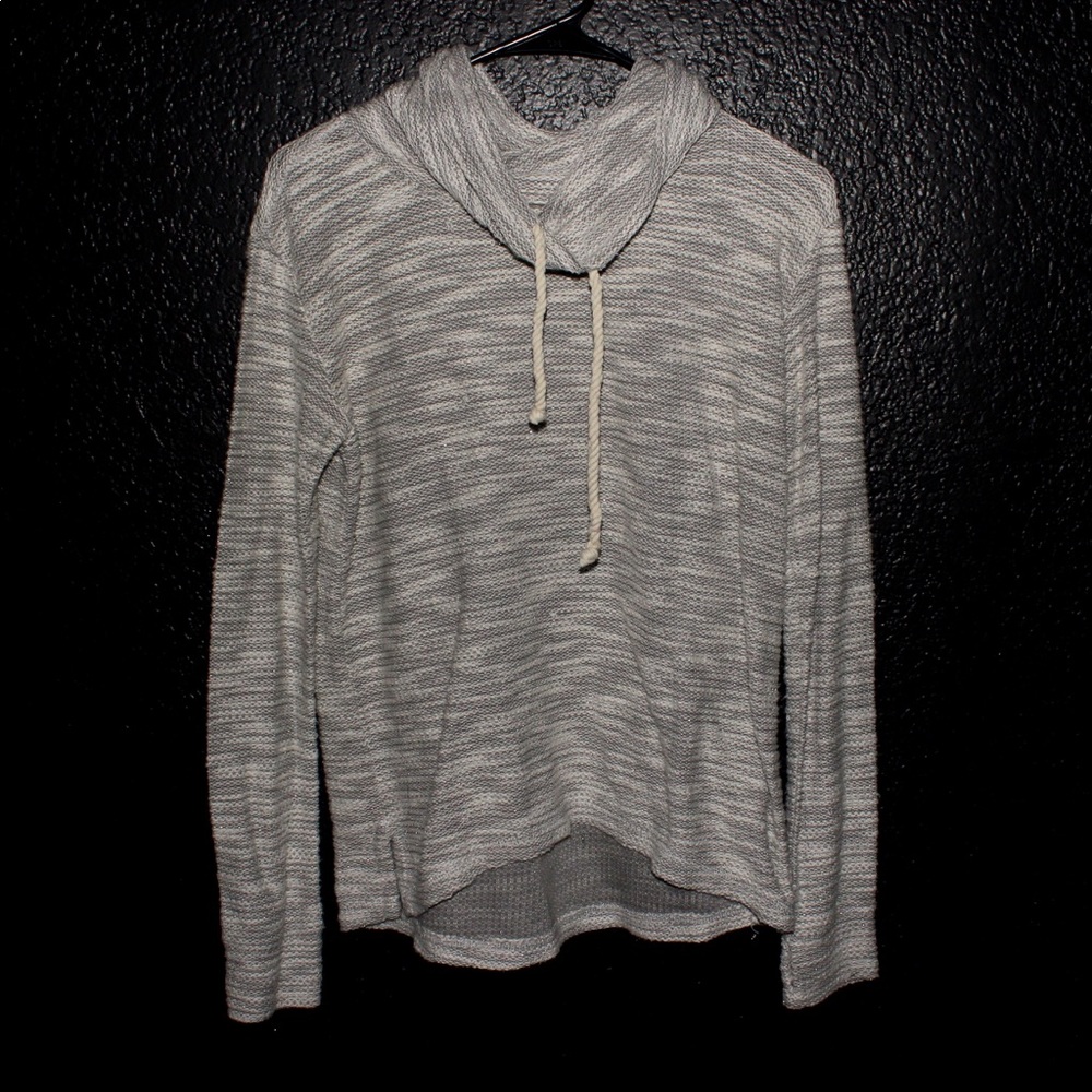 Turtle neck Hollister sweater/jacket