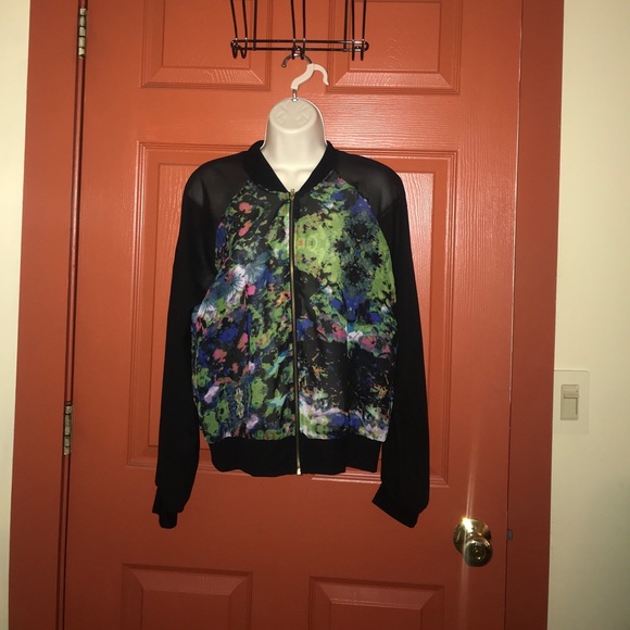 Jacket - Picture 2 of 3