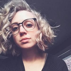 Meet your Posher, Becka