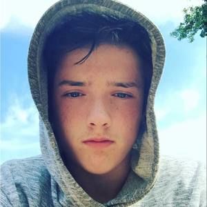 Meet your Posher, Jason