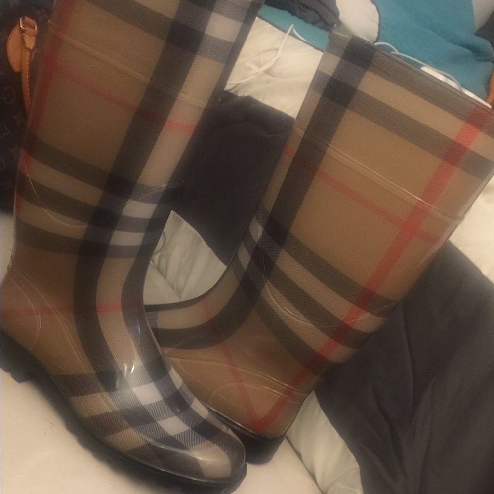 Burberry Rain boots Size (39)