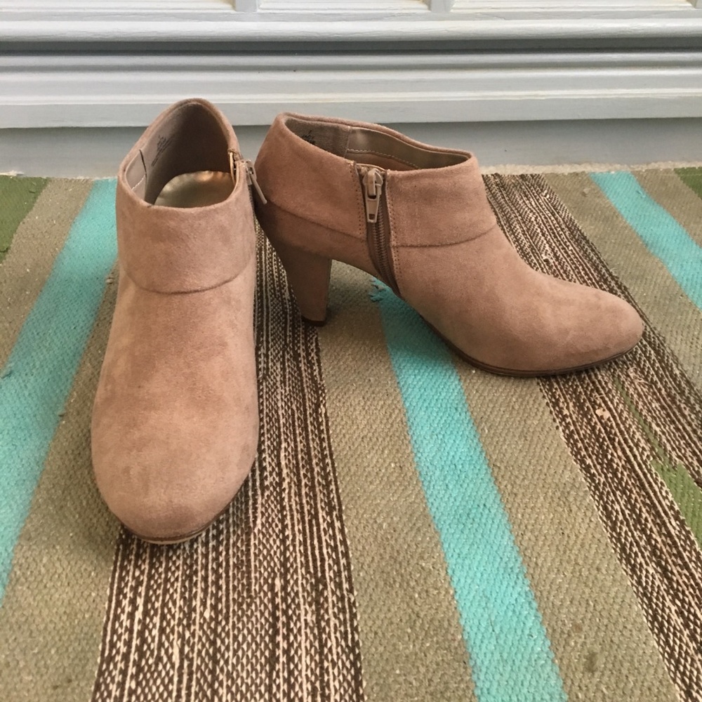 Bootys