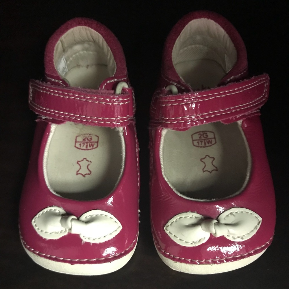 Clark’s First Shoes - Size 2.5 - Baby/Toddler