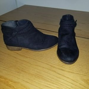 Cat & Jack navy boots