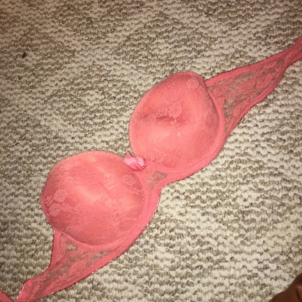Strapless bra