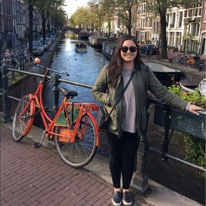 Meet your Posher, Jordan