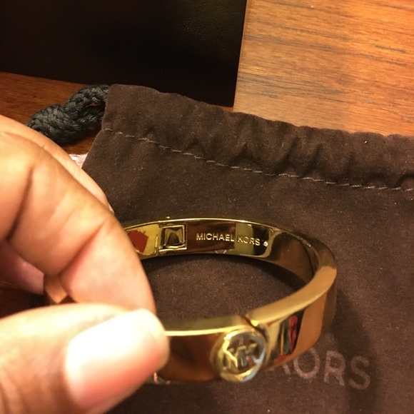 Michael Kors Bangle Bracelet - Picture 3 of 3